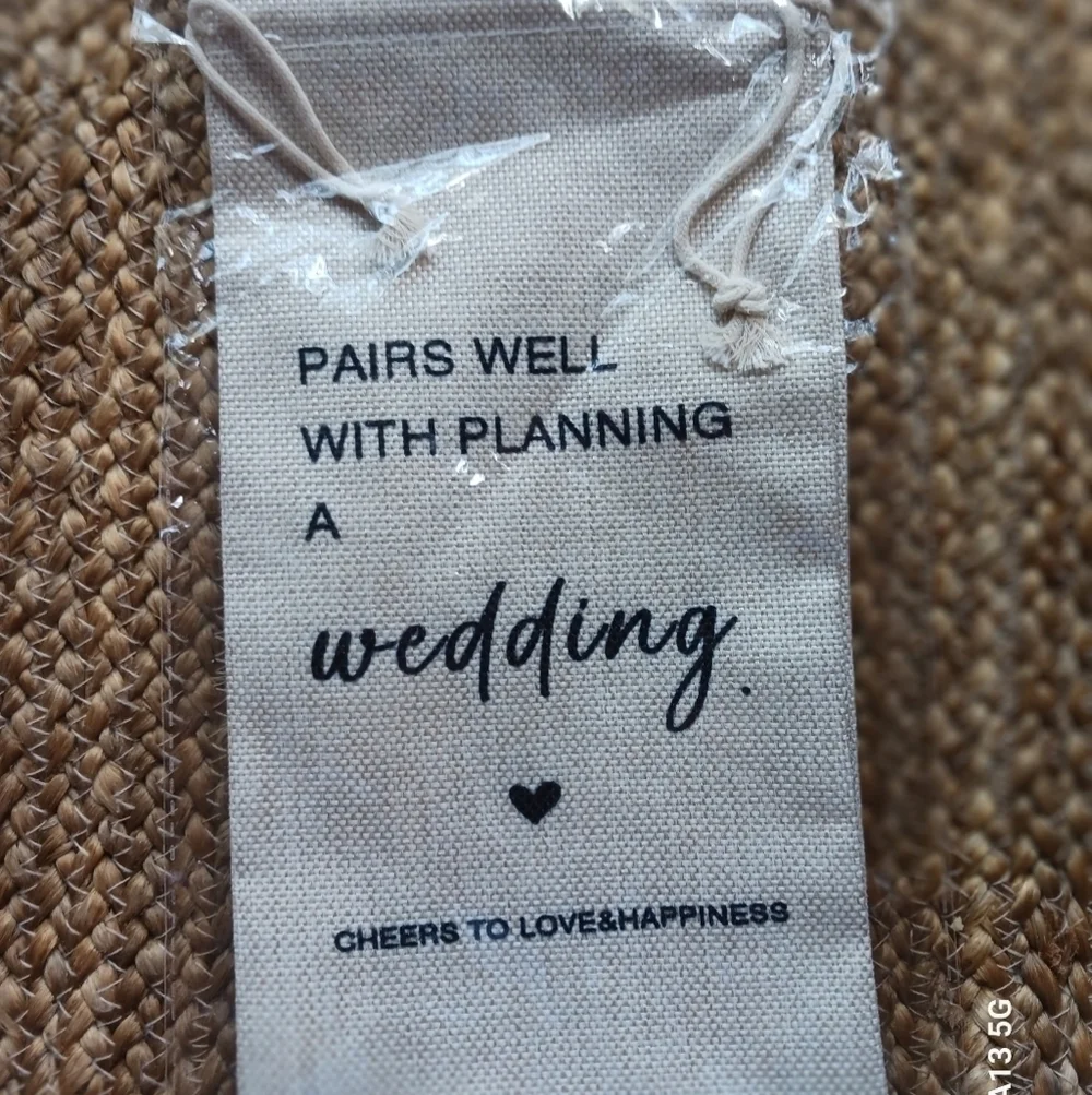 Wine wedding gift bag.